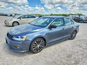 Volkswagen Jetta 1.8L 4 2015