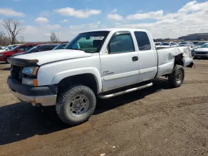Chevrolet Silverado 1500 6.6L 8 2005