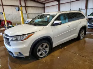 Toyota Highlander 3.5L 6 2016