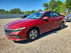 Hyundai Elantra 2.0L 4 2024