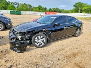 Nissan Altima 2.5L 4 2019