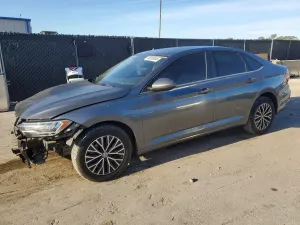 Volkswagen Jetta 1.4L 4 2021