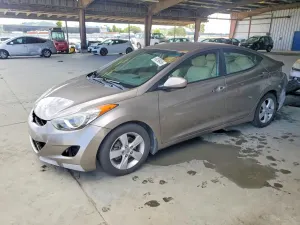 Hyundai Elantra 1.8L 4 2013