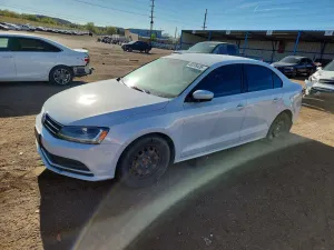 Volkswagen Jetta 1.4L 4 2017