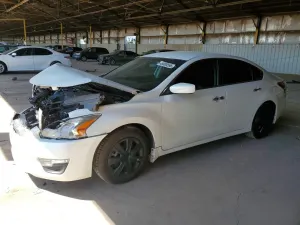 Nissan Altima 2.5L 4 2015