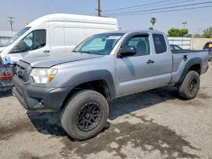 Toyota Tacoma 2.7L 4 2015