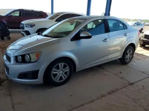Chevrolet Aveo (Sonic) 1.8L 4 2013