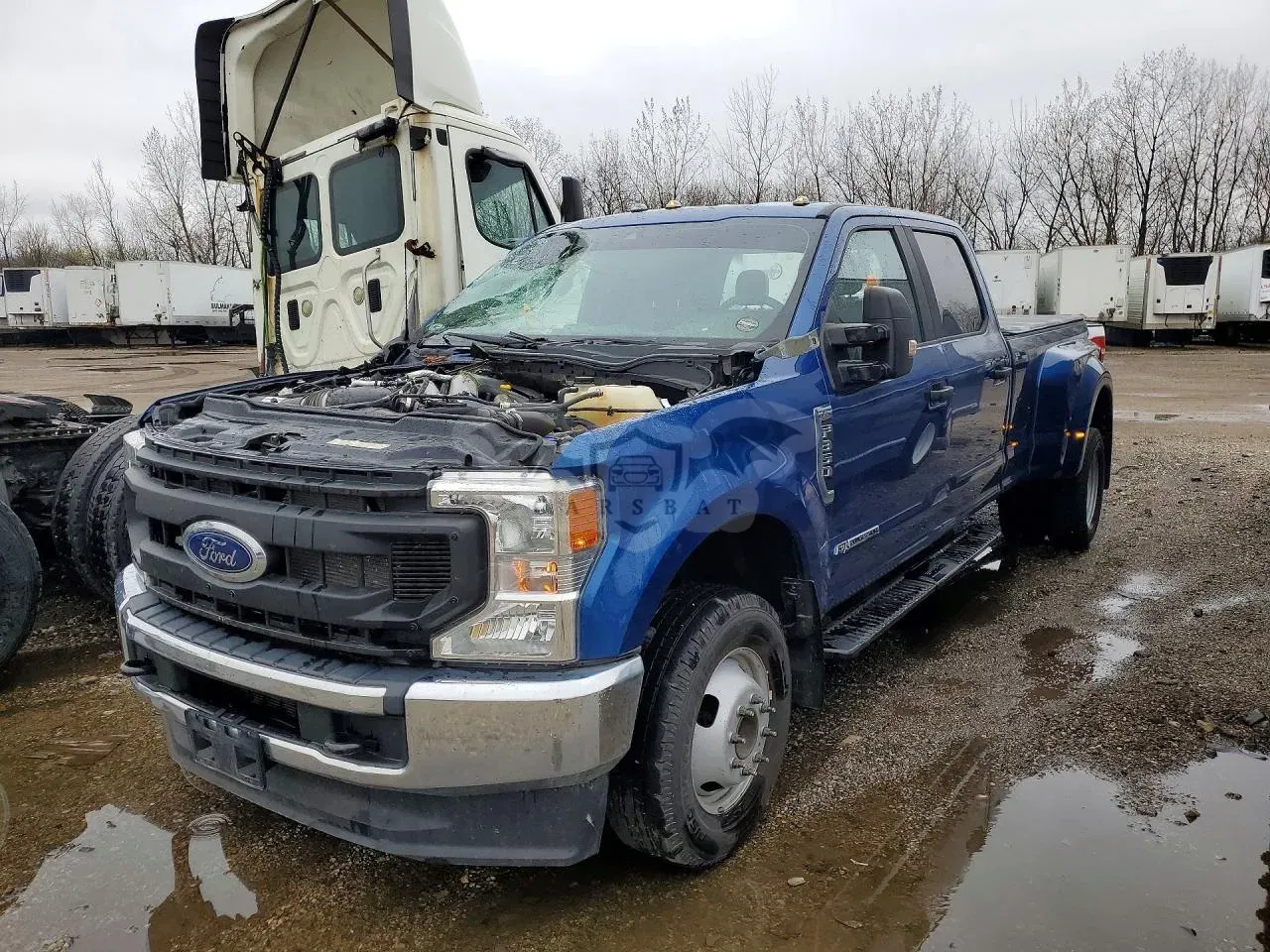 Ford F-350 6.7L 8 2022