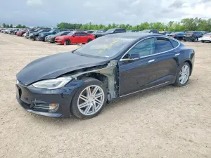 Tesla Model S 2018