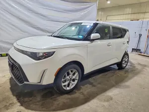 Kia Soul 2.0L 4 2025