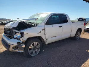 Toyota Tundra 5.7L 8 2012