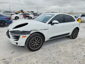 Porsche Macan 2.0L 4 2018