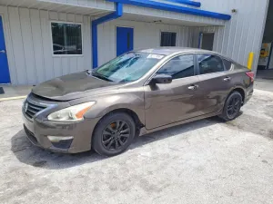 Nissan Altima 2.5L 4 2015