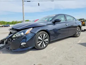 Nissan Altima 2.5L 4 2019