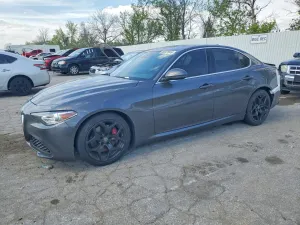Alfa Romeo Giulia 2.0L 4 2019