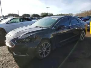 Ford Fusion 2.0L 4 2019