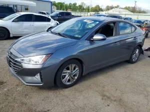 Hyundai Elantra 2.0L 4 2019