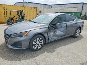 Nissan Altima 2.5L 4 2025