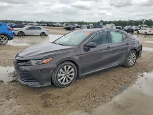 Toyota Camry 2.5L 4 2018