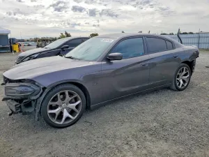 Dodge Charger 5.7L 8 2015