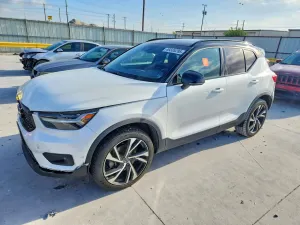 Volvo XC40 2.0L 4 2022