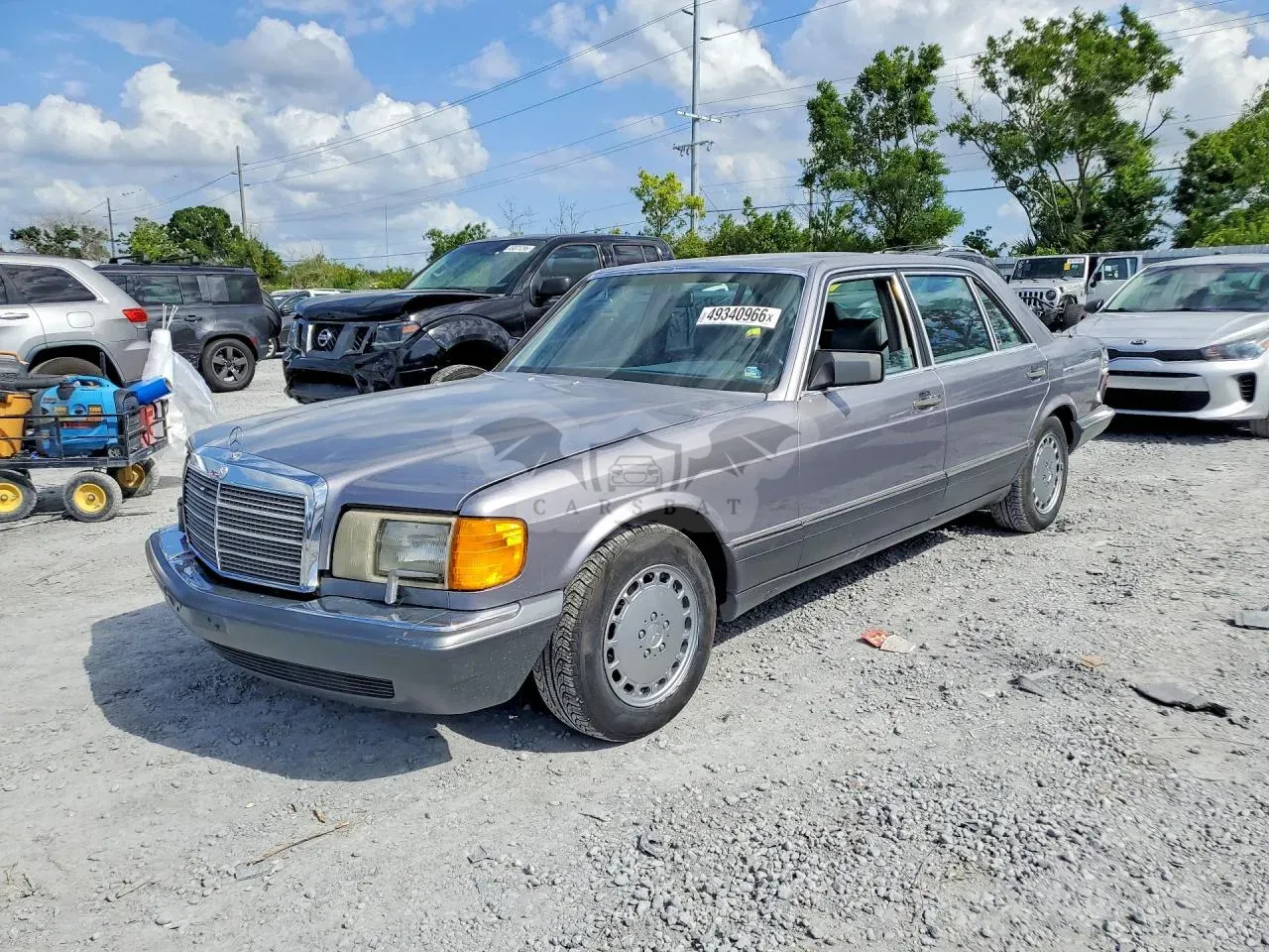Mercedes-Benz 560 5.6L 8 1991