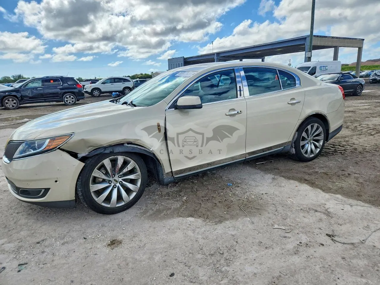 Lincoln MKS 3.7L 6 2015