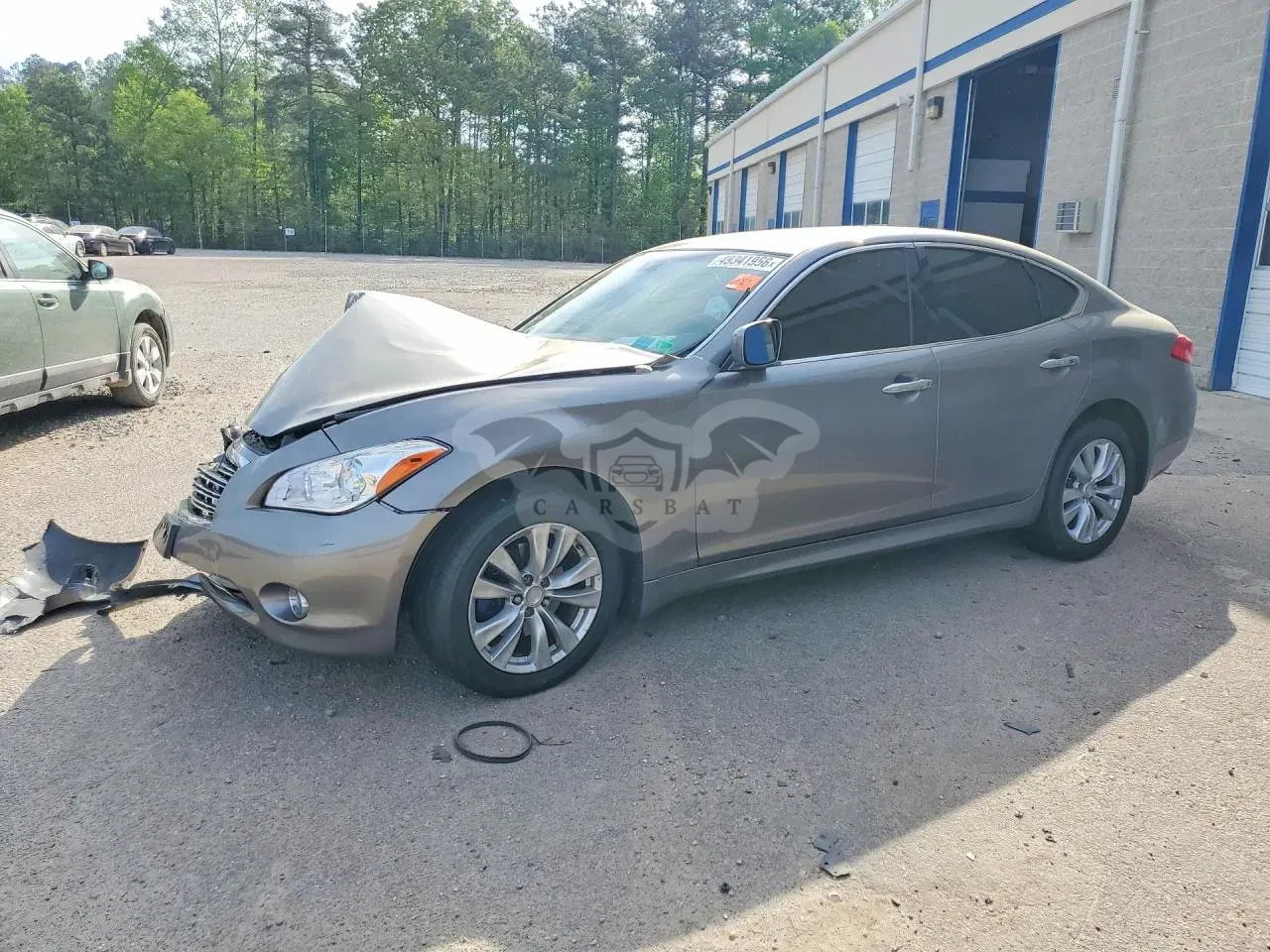 Infiniti M37 3.7L 6 2011