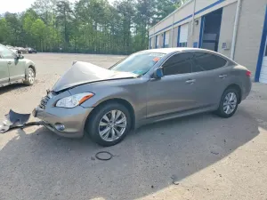 Infiniti M37 3.7L 6 2011