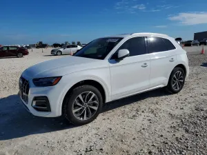 Audi Q5 2.0L 4 2021