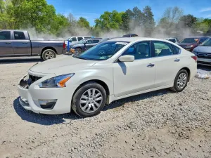 Nissan Altima 2.5L 4 2015