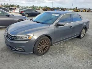 Volkswagen Passat 1.8L 4 2017