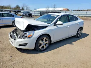 Volvo S60 2.4L 5 2012