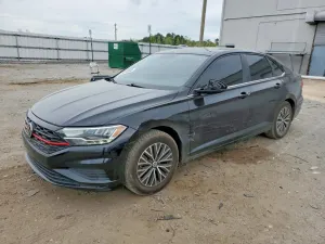 Volkswagen Jetta 1.4L 4 2021