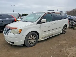 Chrysler Town & Country 3.8L 6 2009