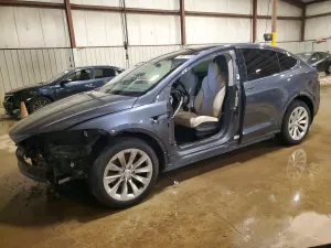 Tesla Model X 2017