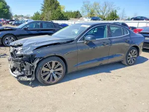 Volvo S60 2.0L 4 2022