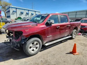 RAM 1500 5.7L 8 2019