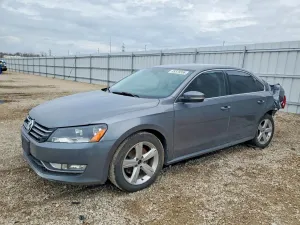 Volkswagen Passat 1.8L 4 2015