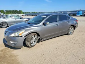 Nissan Altima 2.5L 4 2015