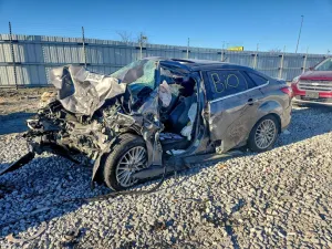 Ford Focus 2.0L 4 2013