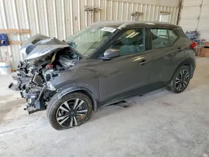 Nissan Kicks 1.6L 4 2020