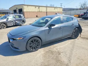Mazda 3 2.5L 4 2022