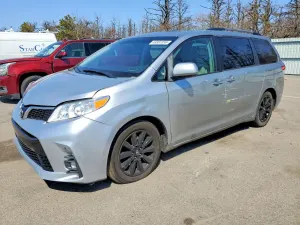 Toyota Sienna 3.5L 6 2011