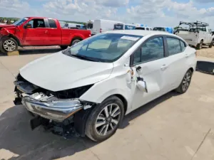 Nissan Versa 1.6L 4 2025