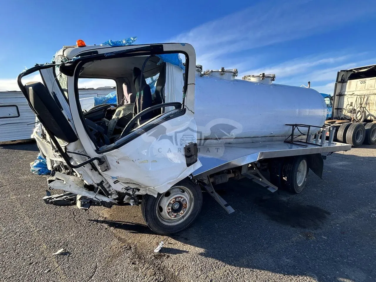 Isuzu NPR 6.0L 8 2015