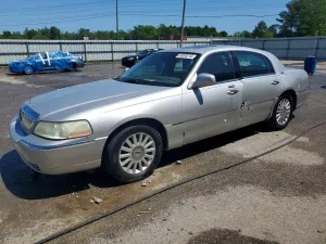 Lincoln Town Car 4.6L 8 2005