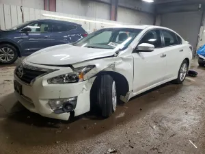 Nissan Altima 2.5L 4 2015