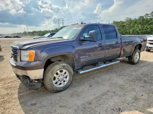 GMC Sierra 6.6L 8 2011