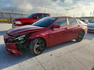 Hyundai Elantra 2.0L 4 2022